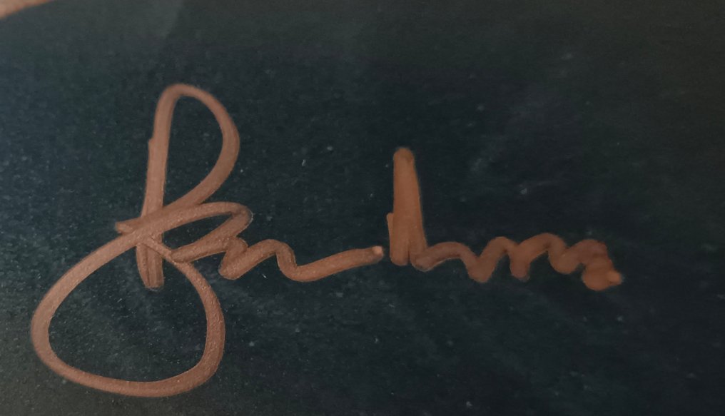 Roger Moore - Autographed Photo "The Spy Who Loved Me" James Bond 007 with b'bc COA. #3.2