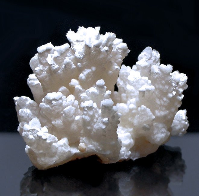 Aragonit kristallkluster - Höjd: 6.5 cm - Bredd: 8 cm- 230 g #4.3