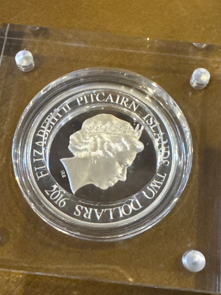 Pitcairn. 2 Dollars 2016 FIN WHALE Whales of the Southern Ocean, 1 Oz (.999) #3.2