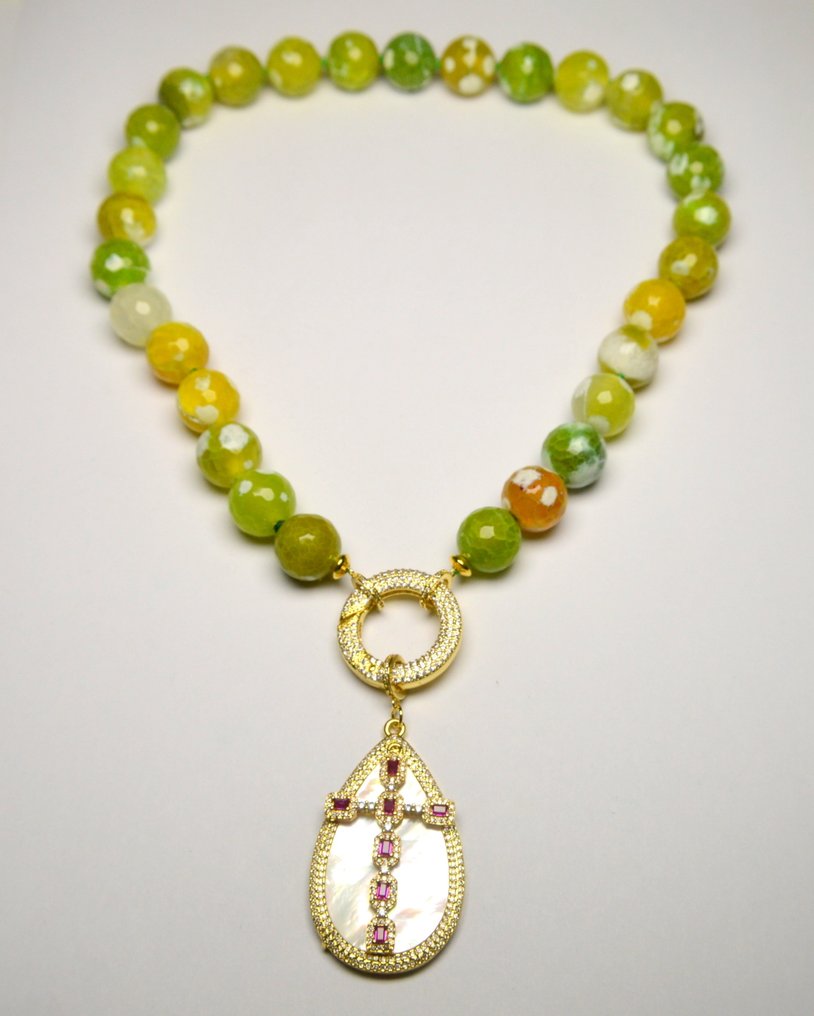 Green Agate, Ruby Cross, Mother of Pearl - Necklace #1.0