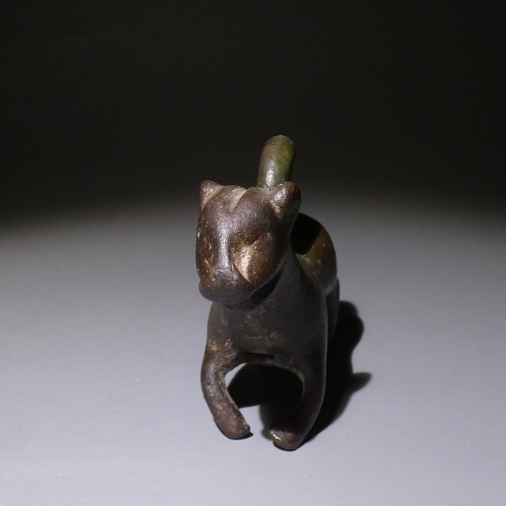 Roma Antiga Bronze Peso em forma de leão. 6 metros de comprimento. Séculos II - III d.C. #2.1