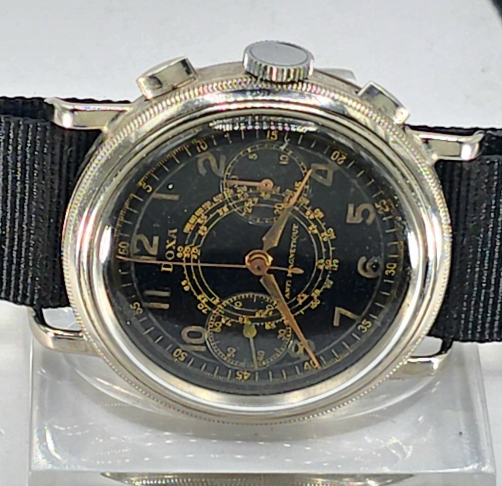 DOXA - Stahl Chrono - Kal. Valjoux 22 - schwarzes Ziffernblatt mit goldenen Zahlen und Skalen - Top - Schweiz um 1940 - Oversize - Άνδρες - 1900-1949  #3.2