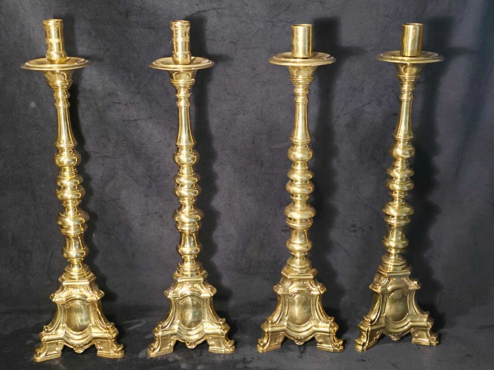烛台 (4) - 黄铜色 - 4个古董烛台拍卖品 - 45厘米 #1.0