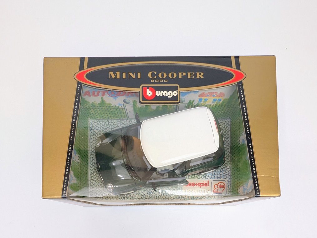Bburago 1:18 - Model car - Mini Cooper #3.2
