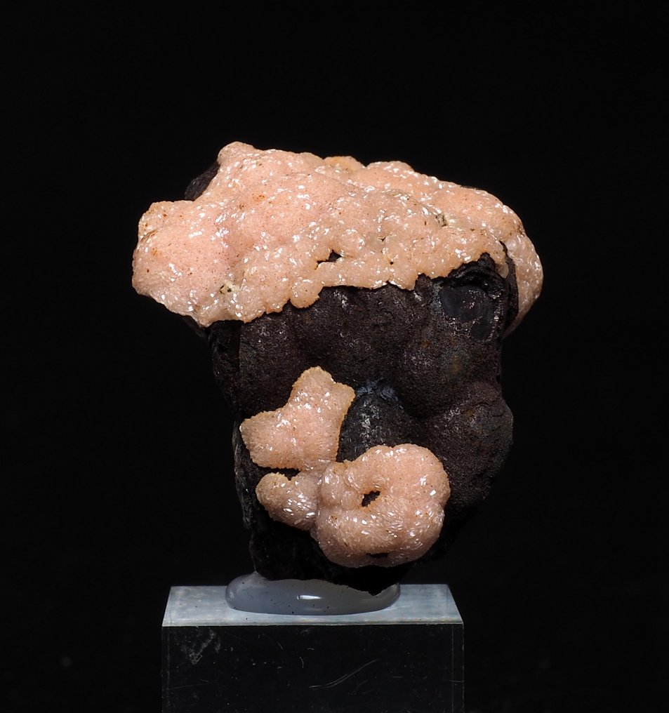 Rhodochrosite Crystals on matrix - Height: 3.5 cm - Width: 3 cm- 35 g #1.0