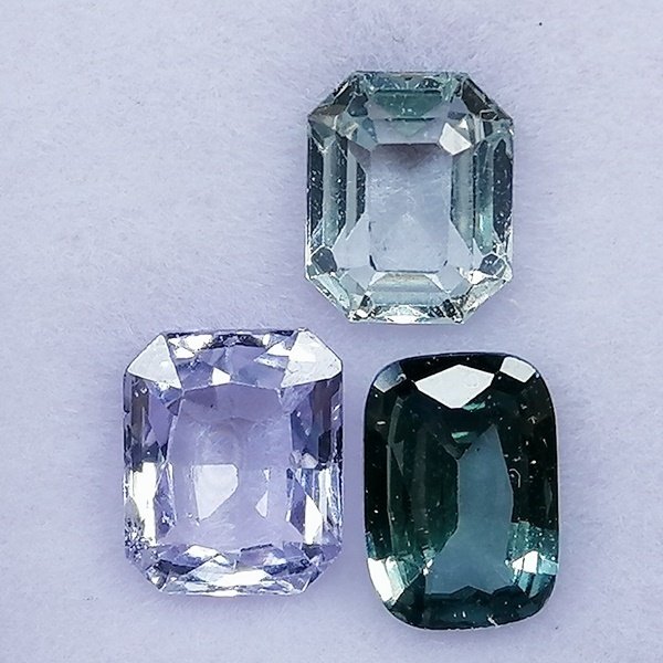 3 pcs  Ibolya, Zöld Zafír  - 2.32 ct - Instituto Gemólogico Español (IGE) #4.3