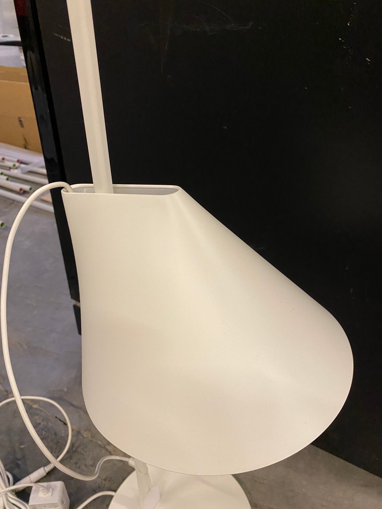 Louis Poulsen - GamFratesi - Table lamp - Yuh - Aluminium #4.3