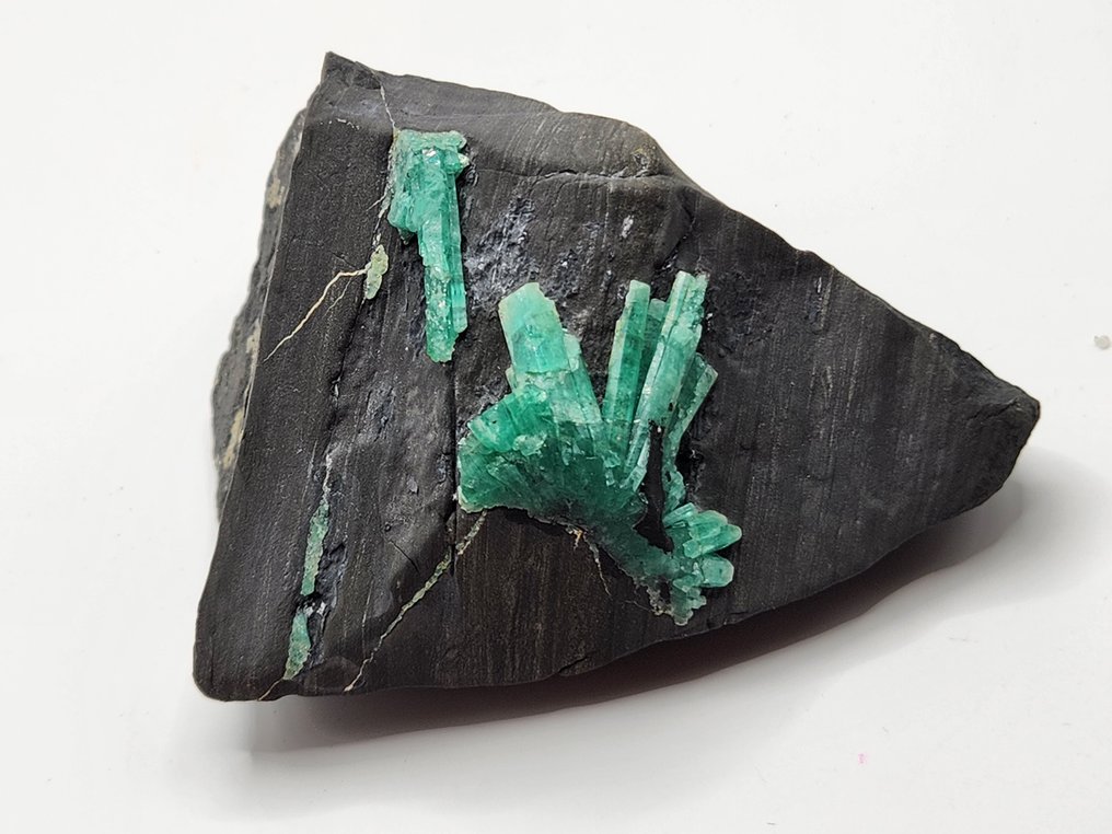 Κρύσταλλοι στη μήτρα - Ύψος: 60 mm - Πλάτος: 107 mm- 364 g - (1) #1.0