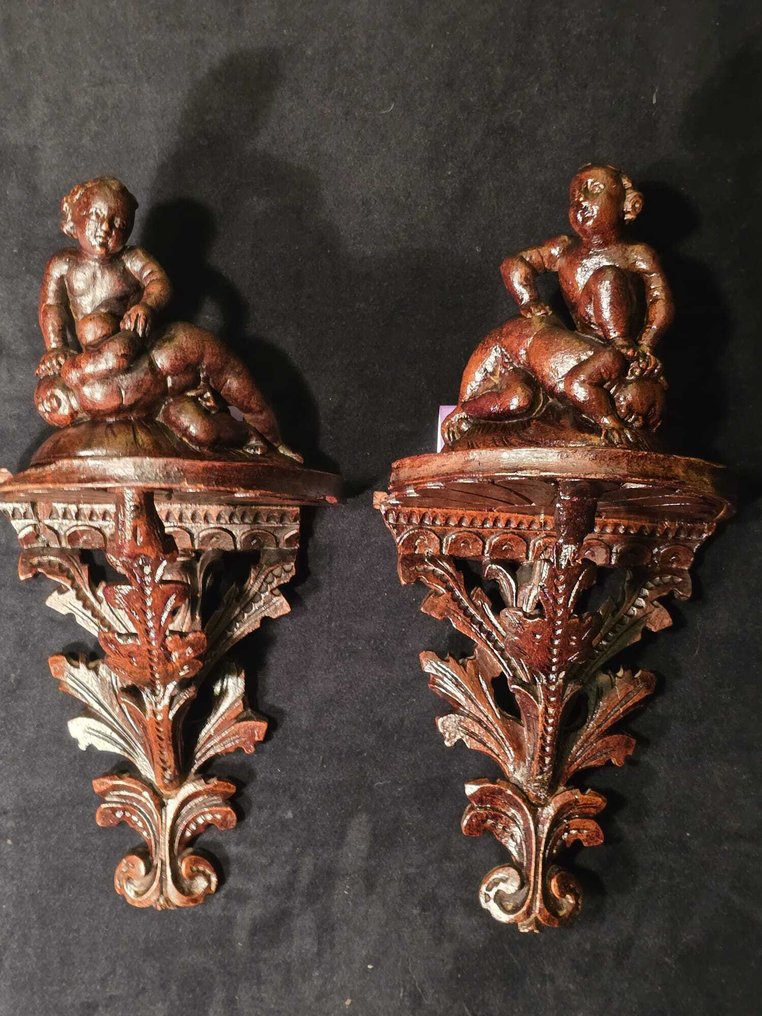 雕塑, due mensole murali console con sculture di 4 cherubini ingenti al gioco - 36 cm - 木 #1.0