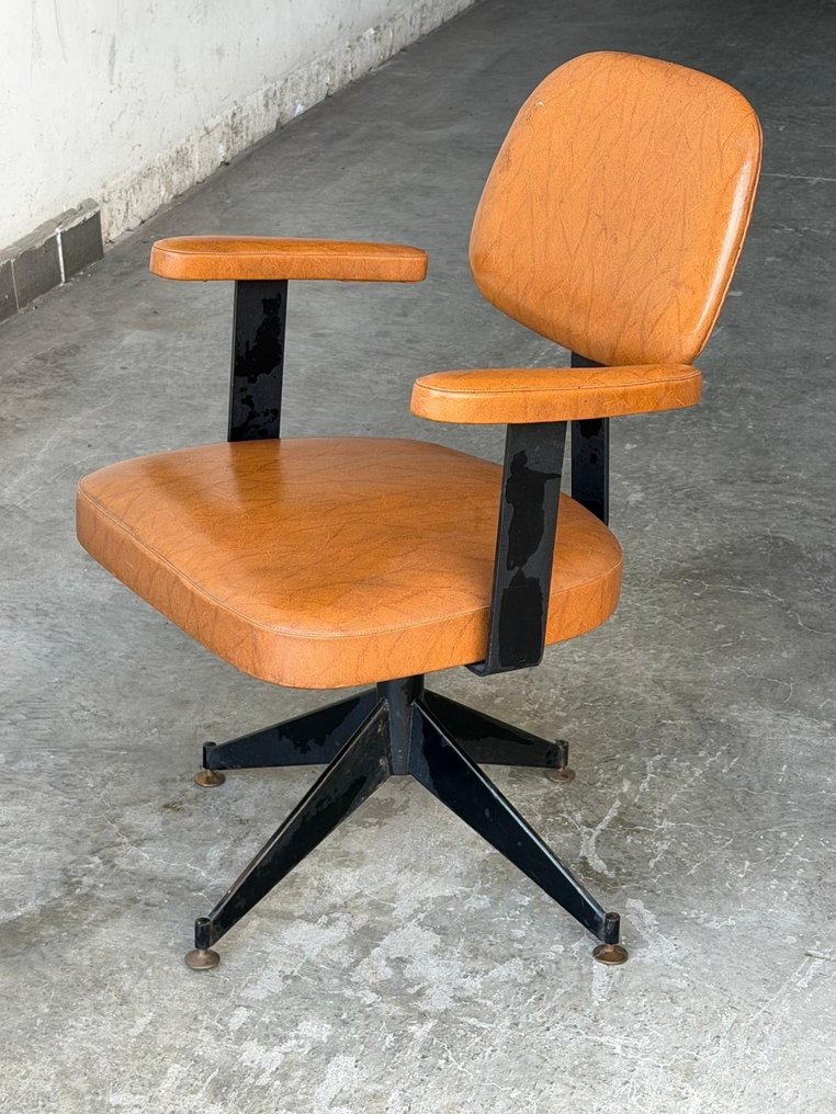 Καρέκλα - Μέταλλο, Συνθετικό δέρμα - Βιτζιντέ περιστρεφόμενη καρέκλα #1.0