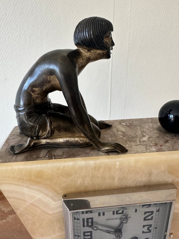 Figurmantal-ur - Samuel Marti - Glas, Marmor, Råzink - 1920-1930 #3.2
