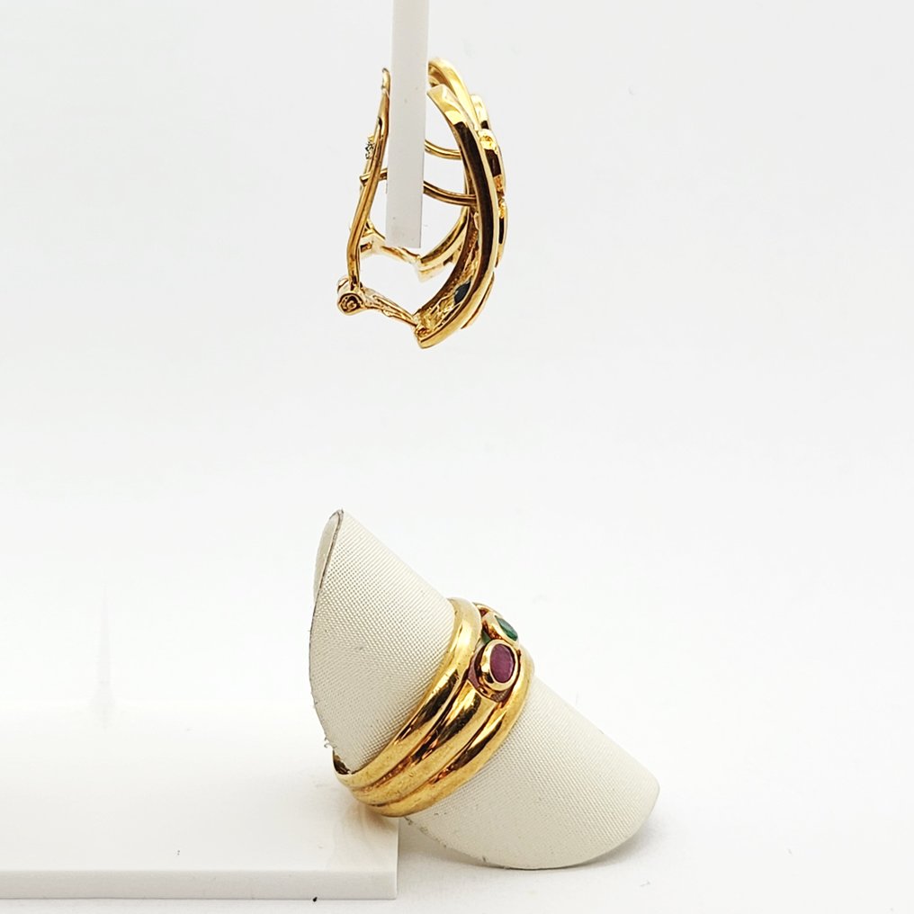 Ensemble de bijoux 2 pièces - 18 carats Or jaune -  0.75ct. tw. Rubis - Saphir - émeraudes #2.1