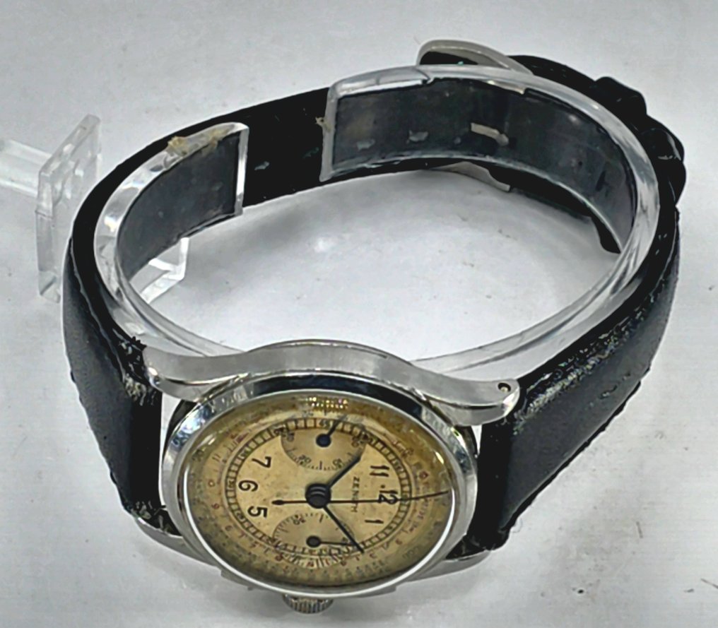 Zenith Le Locle - Stahl Chronograph - Kaliber 136 (Erstes Zweidrückerwerk)- Originalzustand - Schweiz um 1940 - Men - 1900-1949  #1.0