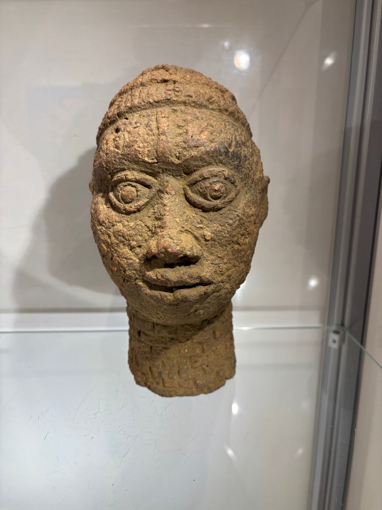 Statue - Ife - Nigeria #2.1