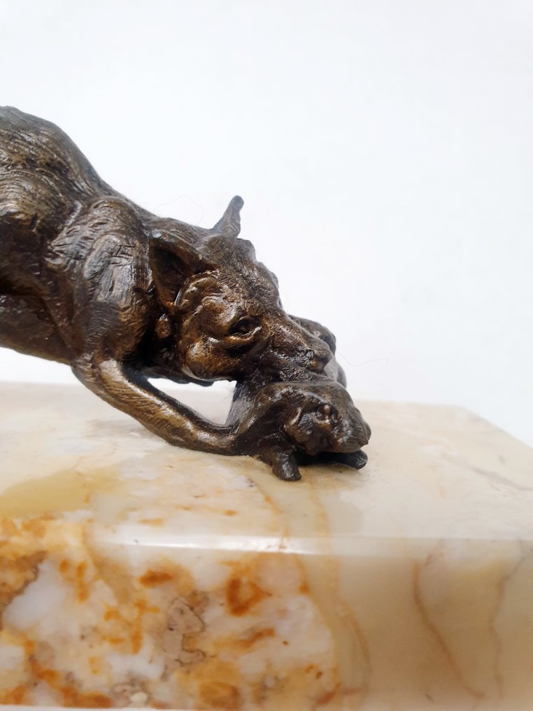 Γλυπτό, Le loup et sa proie... un lapin - Ecole française - 7 cm - Μπρούντζος, Μάρμαρο #4.3