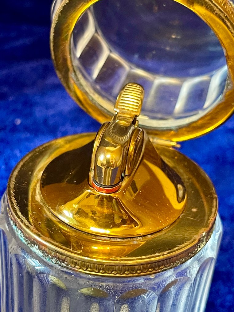 Rare 1965 French Heavy Cut-Crystal & Fire-Gilded Brass Table Lighter 391 g - Lighter - Brass, Crystal #1.0