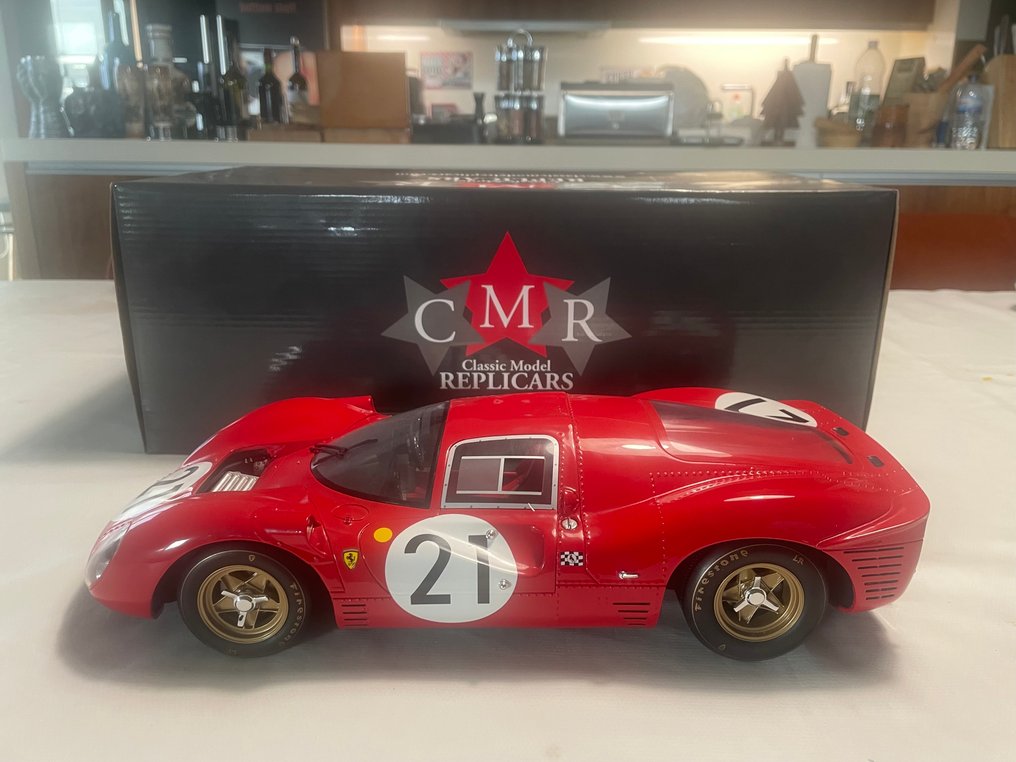 CMR 1:12 - Modellauto - Ferrari 330 P4 LM 1967 #21 #1.0