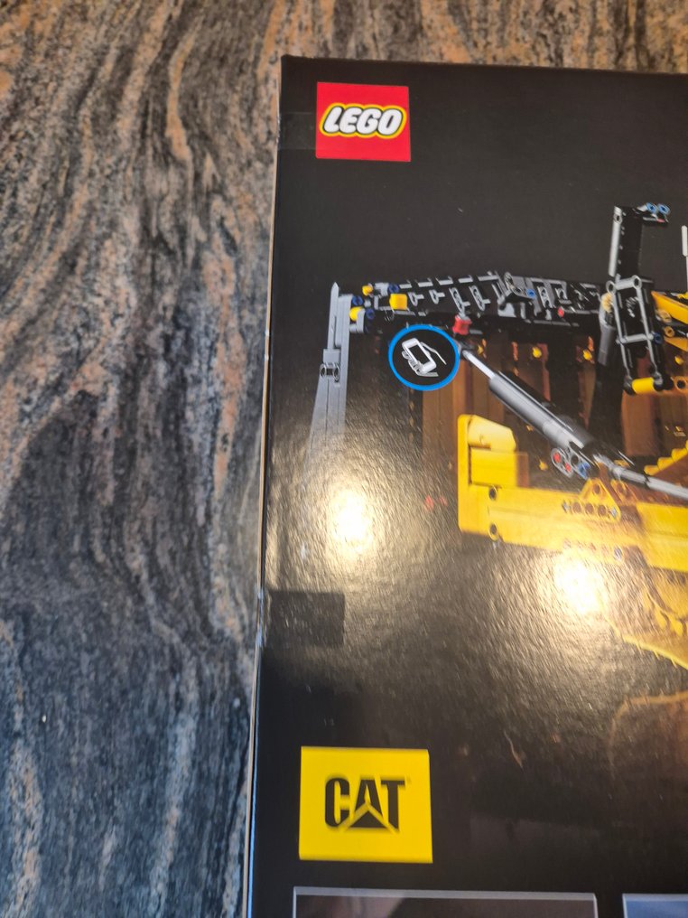Lego Set - 42131 - Technic - LEGO Technic 42131 Cat D11 Bulldozer #2.1