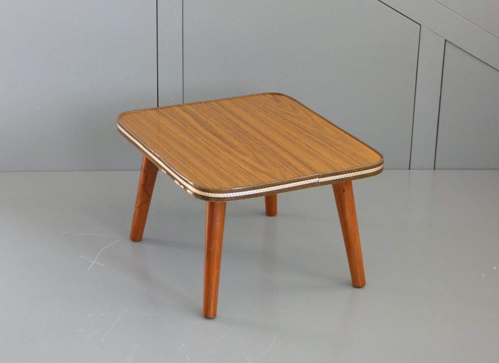 Side table - Plant list - Wood, Formica #1.0