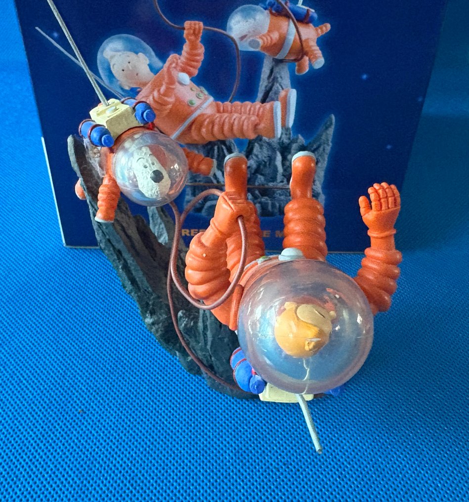 Tintin AR0015323 - Scène cube - Tintin et Milou cosmonautes - 1 小雕像 - 2011 #4.3