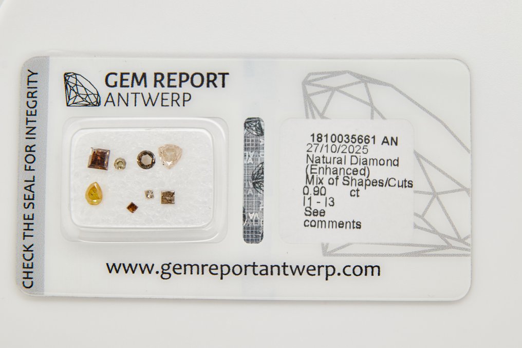 Zonder Minimumprijs - 8 pcs Diamant (Kleurbehandeld) - 0.90 ct - Gemengde slijpvorm - P1, P2, I3 - Gem Report Antwerp (GRA) #1.0