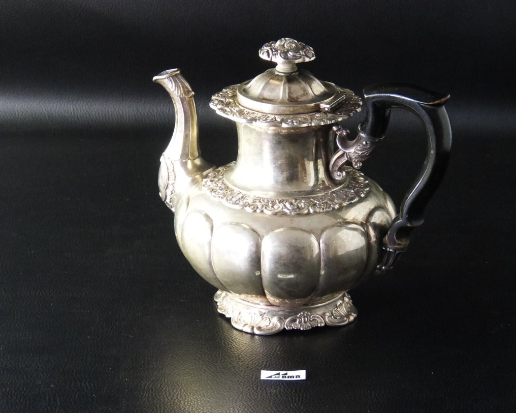 Καφετιέρα - bauchig mit Klappdeckel - .813 silver, 13Lot #1.0
