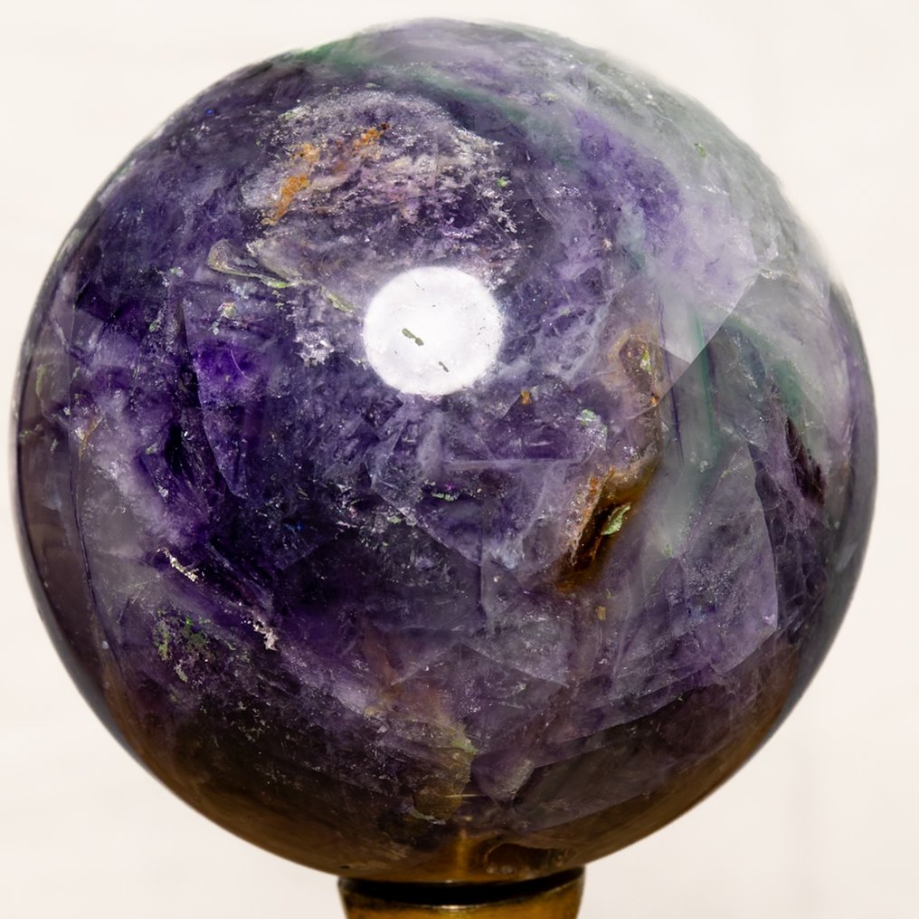 Fluorit Finpolerad flerfärgad fluoritsfär - Höjd: 10.07 cm - Bredd: 10.07 cm- 2000 g #2.1