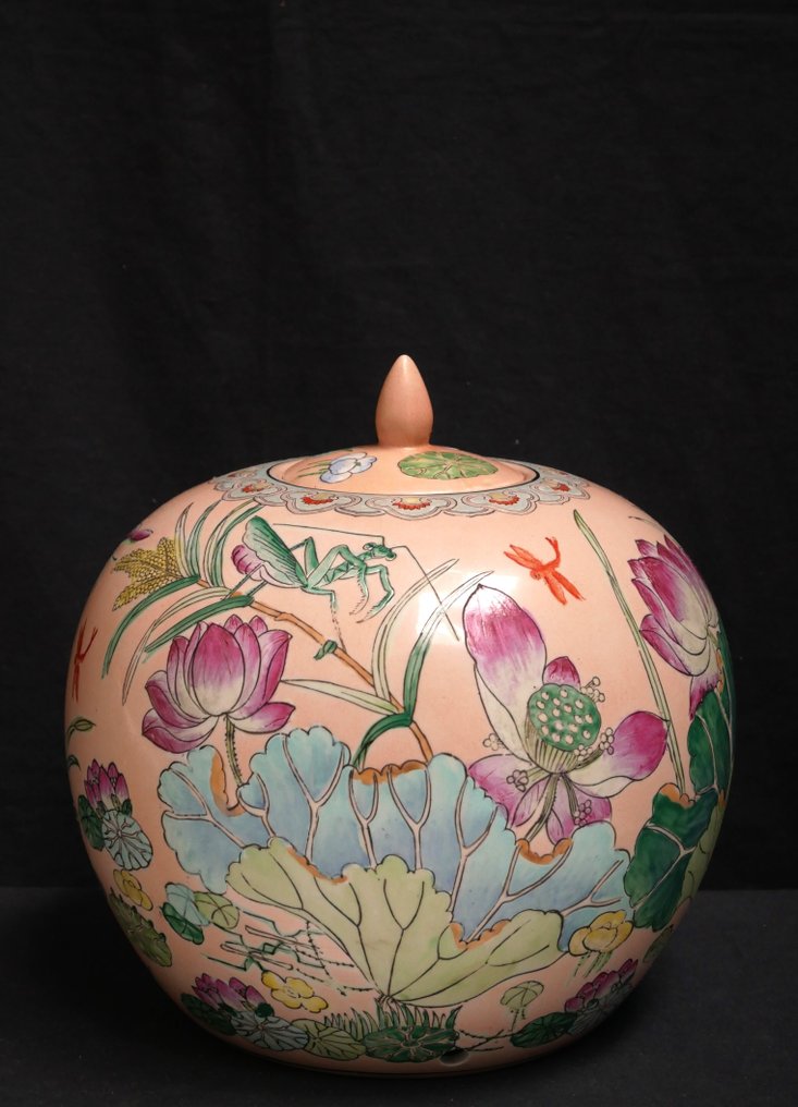 带盖花瓶  - 瓷 #1.0