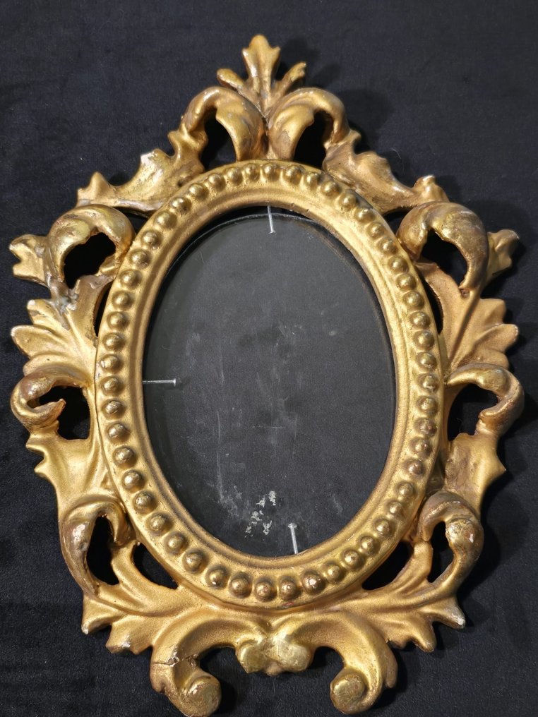 Cadre - Bois doré - Ancienne corniche en feuille d'or #1.0