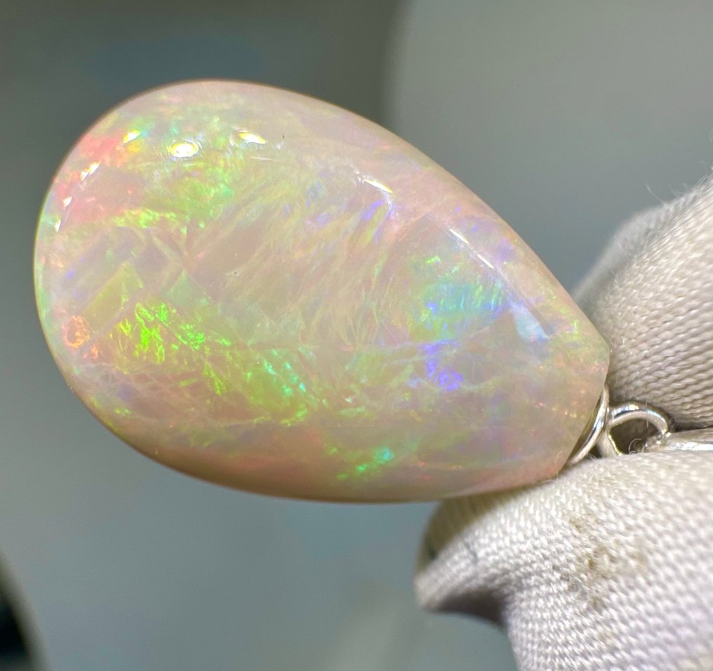 Opal Cabochon - Højde: 26.5 mm - Bredde: 12.5 mm- 1.43 g - (1) #4.3