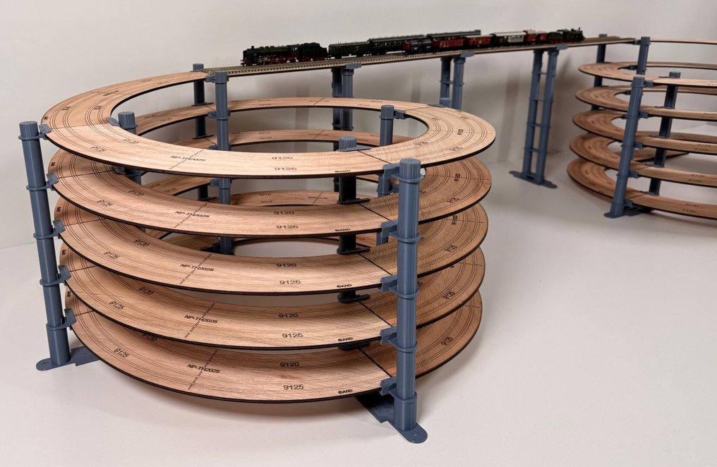 AND - FastTrack Project N - NPH2025-CV "Doppelhorn Viadukt" - Model train attachment (1) - Helical ramp for Fleischmann Piccolo #3.2