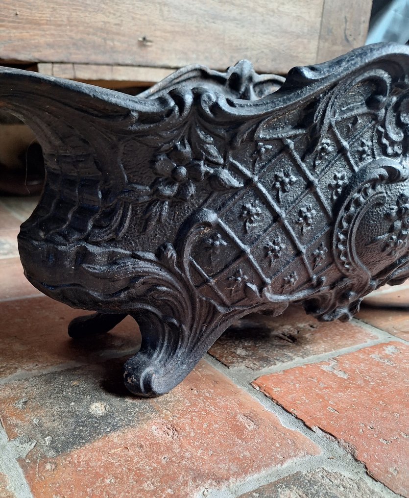 Jardinieră - Aliaj #1.0