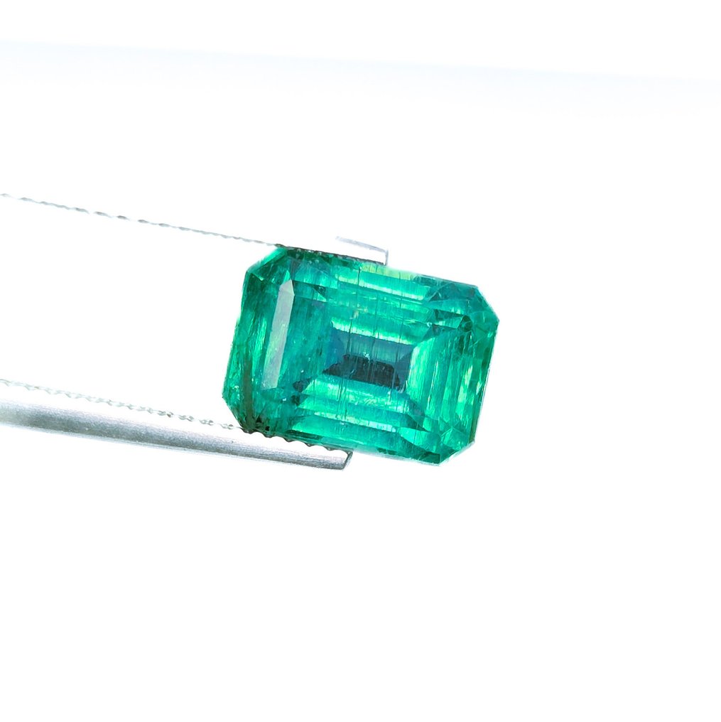 祖母绿  - 4.81 ct - 国际宝石研究院（IGI） #1.0