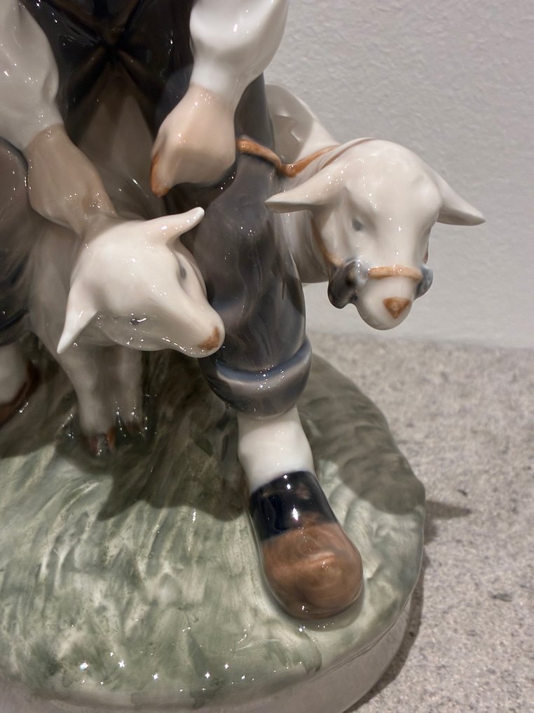 Royal Copenhagen - Statuette, Farmer boy with sheep - 21 cm - Porcelain #4.3