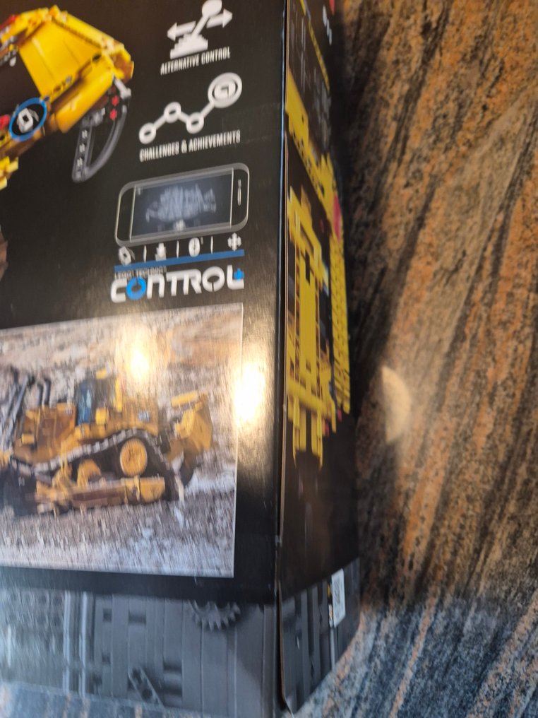 Lego Set - 42131 - Technic - LEGO Technic 42131 Cat D11 Bulldozer #3.2