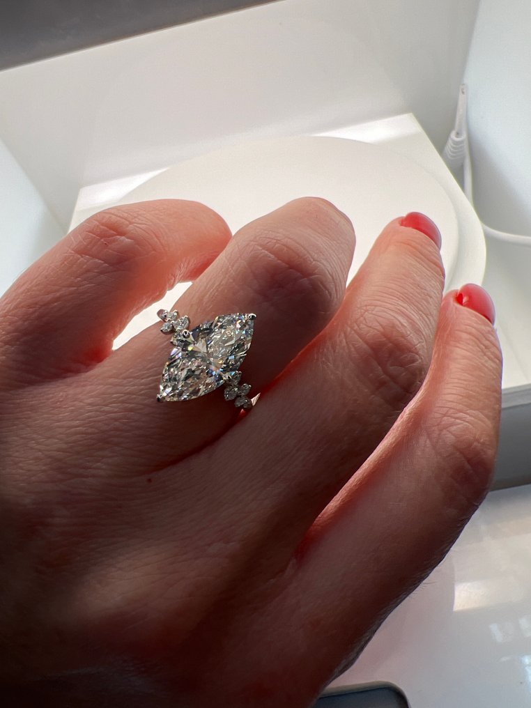 Ring - 14 kt Weißgold -  3.21ct. tw. Diamant (Laborgezüchtet (Lab Grown)) - Diamant #3.2