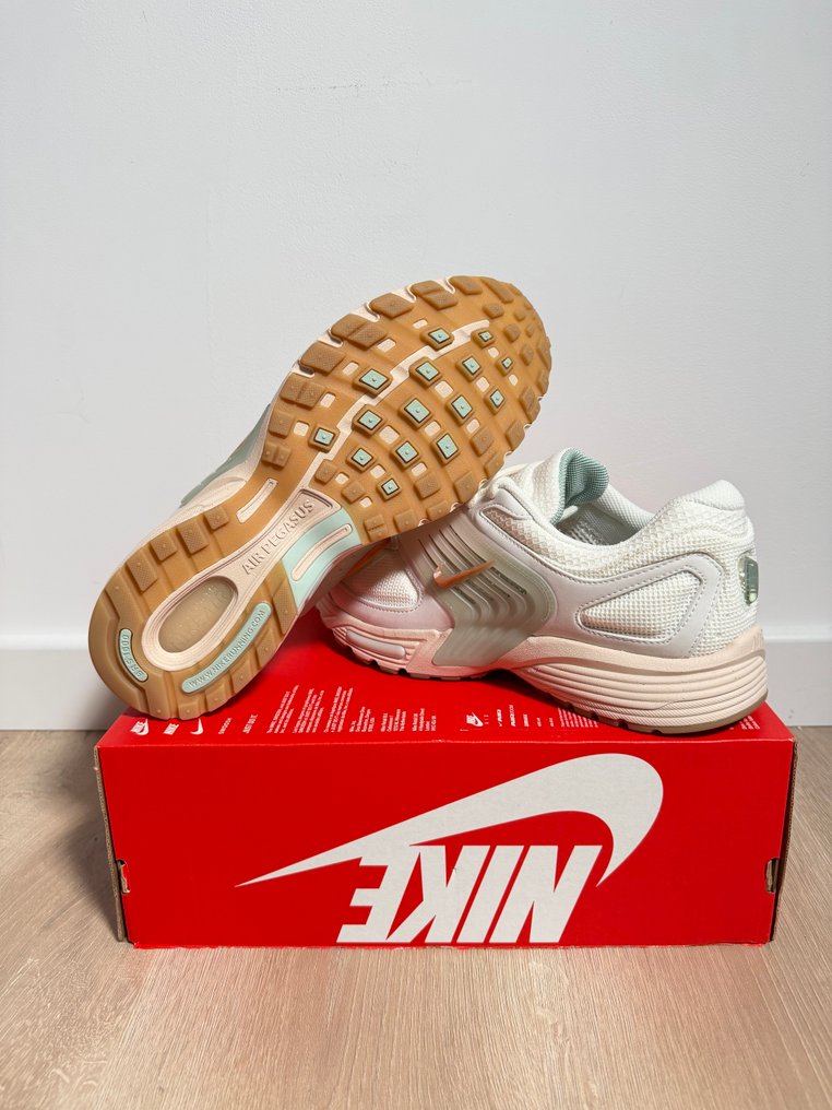 Nike - Sneakers - Mέγεθος: EU 44 #4.3