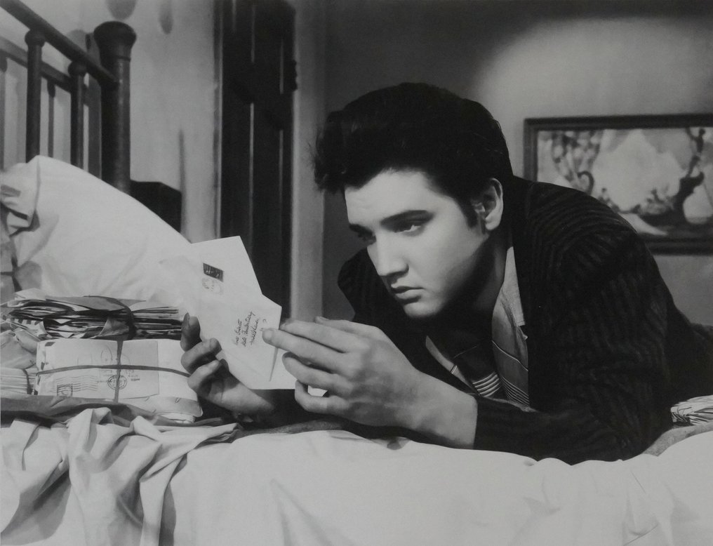 Elvis Presley - 1957 - Fine Art Photography - XL 42x30 cm - Limited Edition - Gallery Stamp & Curator signature - Collector - No Reserve #1.0