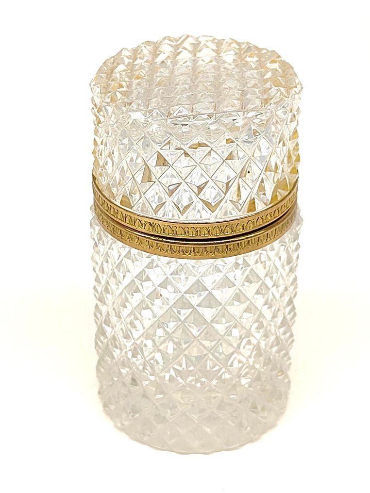 Jewellery box - Jewelry box with a domed crystal (weighing 307 g) with a golden metal frame. #1.0