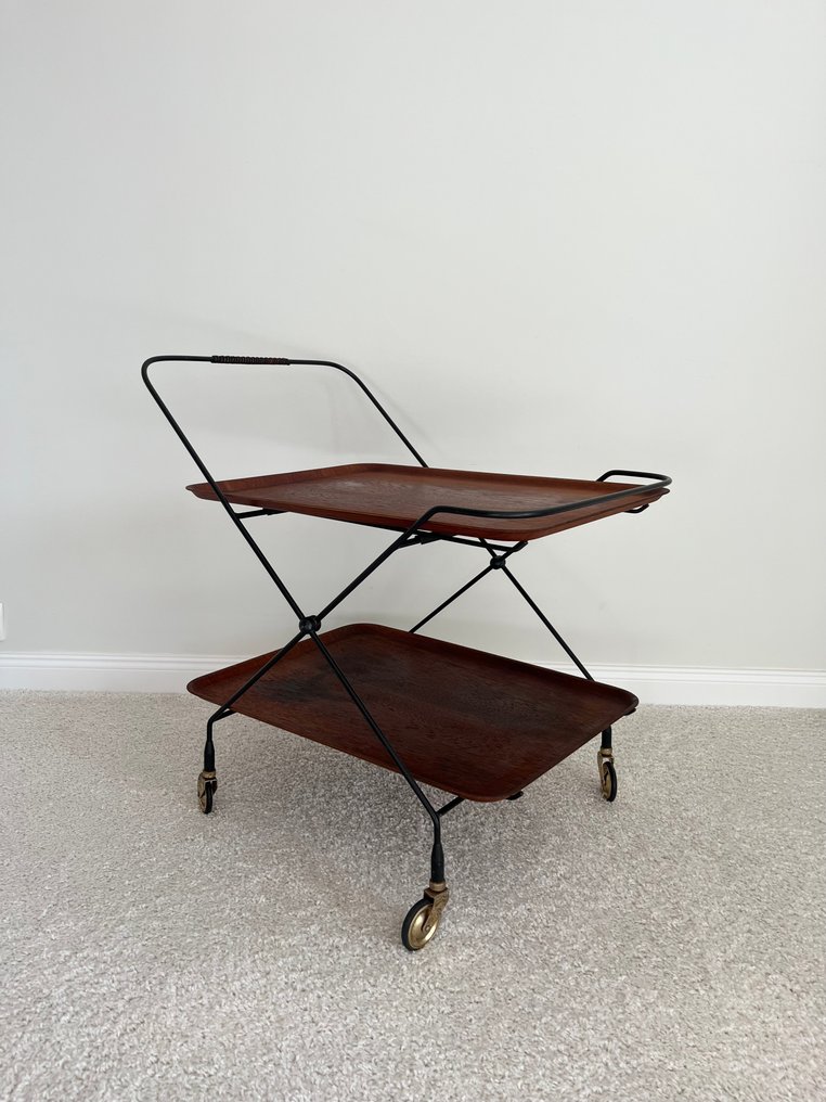 Jie Gantofta - Paul Nagel - Carrello portavivande - Tek #1.0