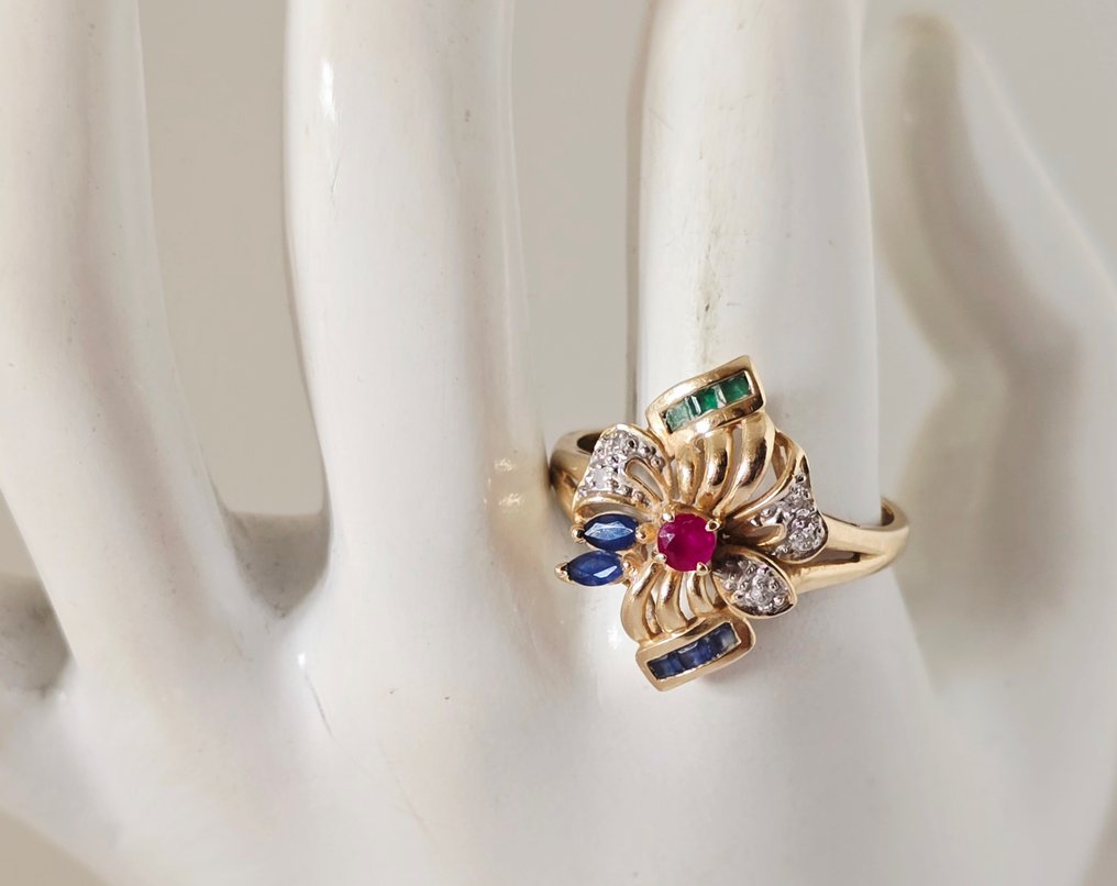 Βραδινό δαχτυλίδι - 14 καράτια Κίτρινο χρυσό - Διαμάντια-ρουβίνοι-μαραγδίες #1.0