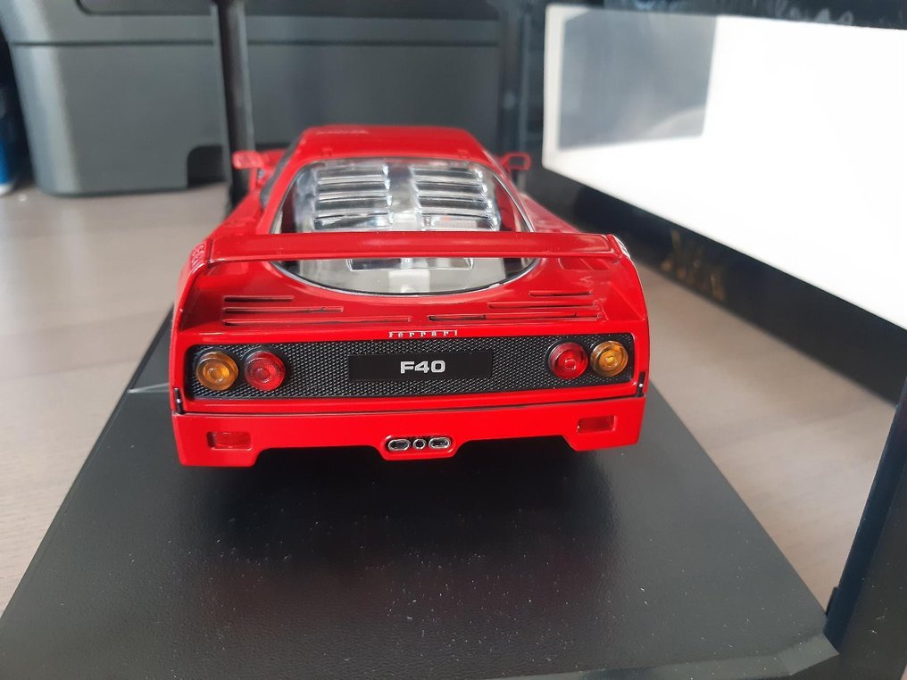 KK-Scale 1:18 - Modellino di auto - Ferrari F40 #2.1