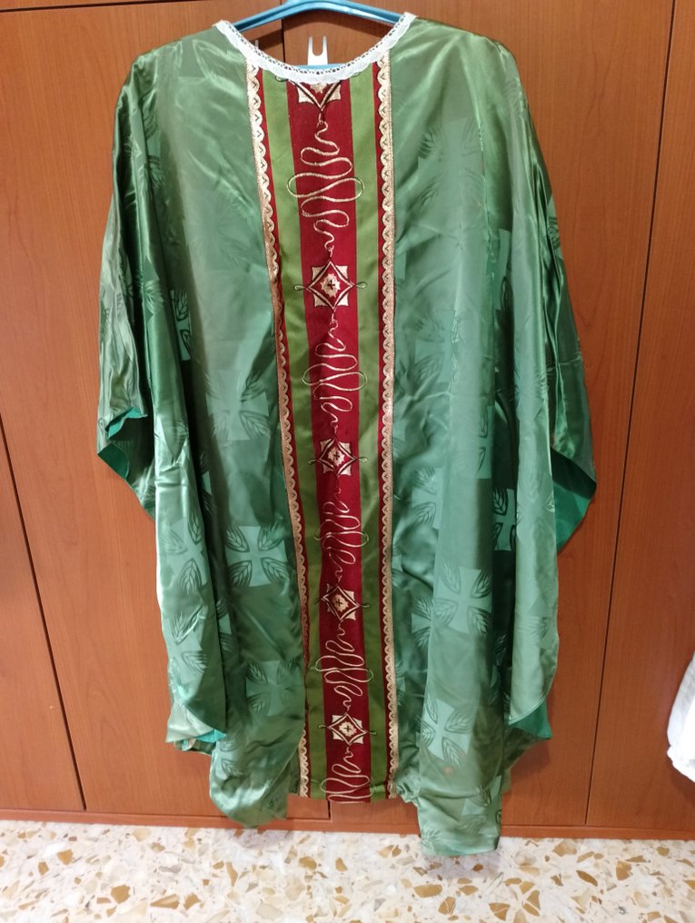 Casula Sacerdotale+Stola in Seta a 80-as/90-es években. (2) - Antik - Szabott anyag és anyag - 1980-1990 #1.0