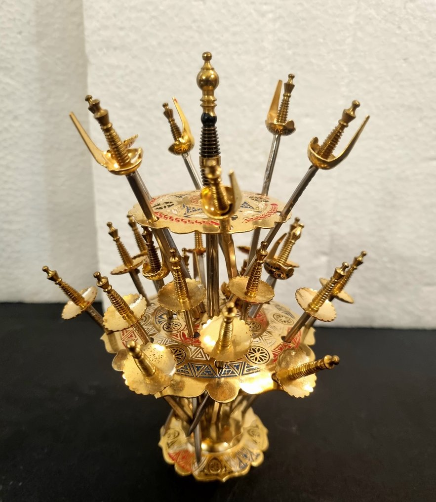 主题收藏系列 - 24件古董收藏品 - 水晶 - 银 - Epns - 银 - 瓷器 - 黄铜 #3.2