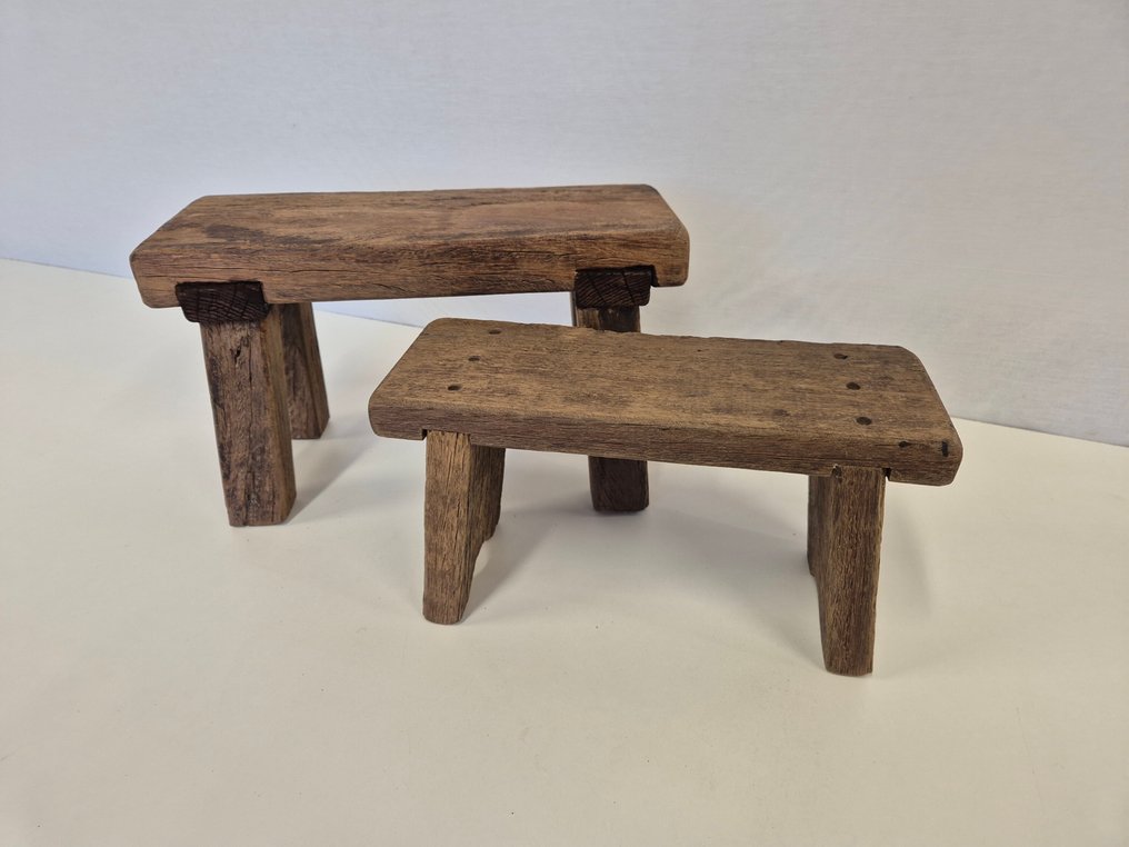 Taburete (2) - Madera dura - madera con carácter #1.0