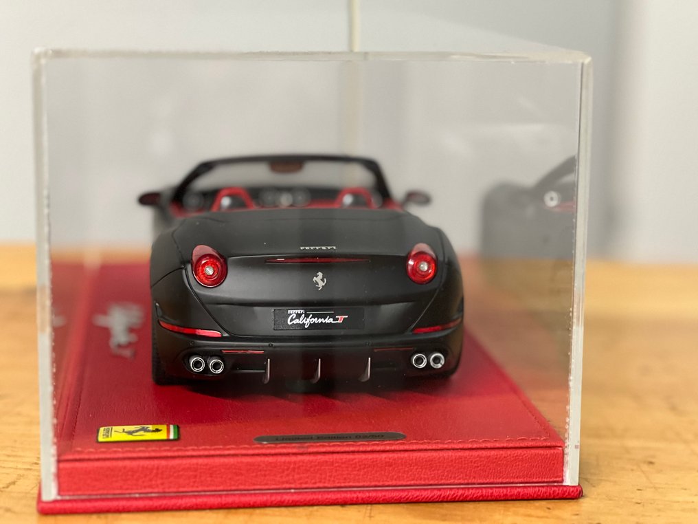 BBR Models 1:18 - Modellauto - Ferrari California T Spider #3.2