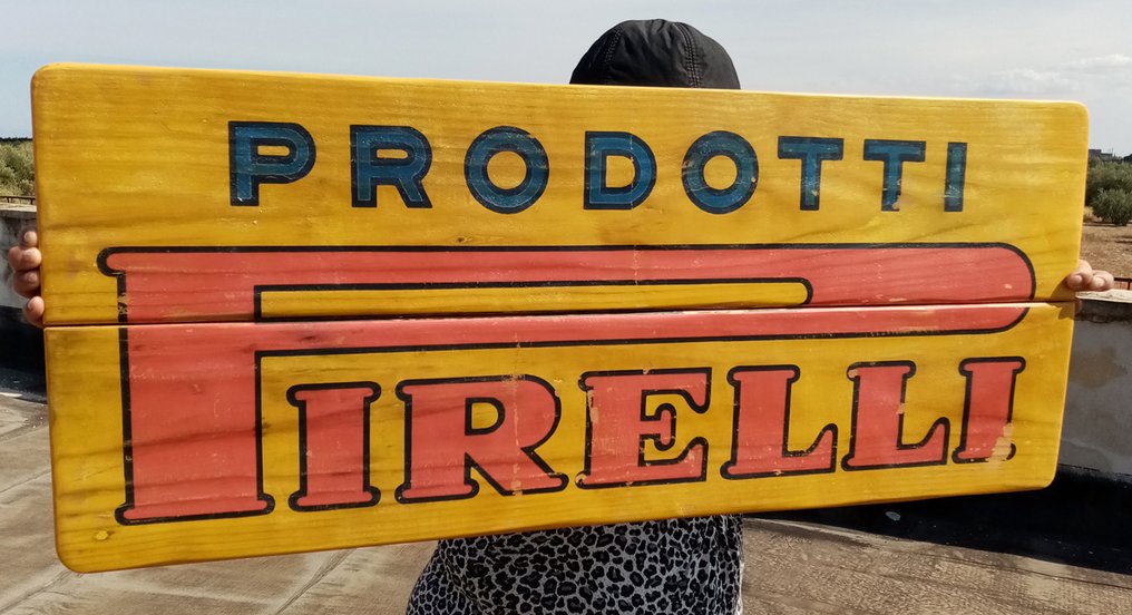 倍耐力轮胎产品标识牌 - 94.5厘米 - 广告标牌 - 木 #1.0