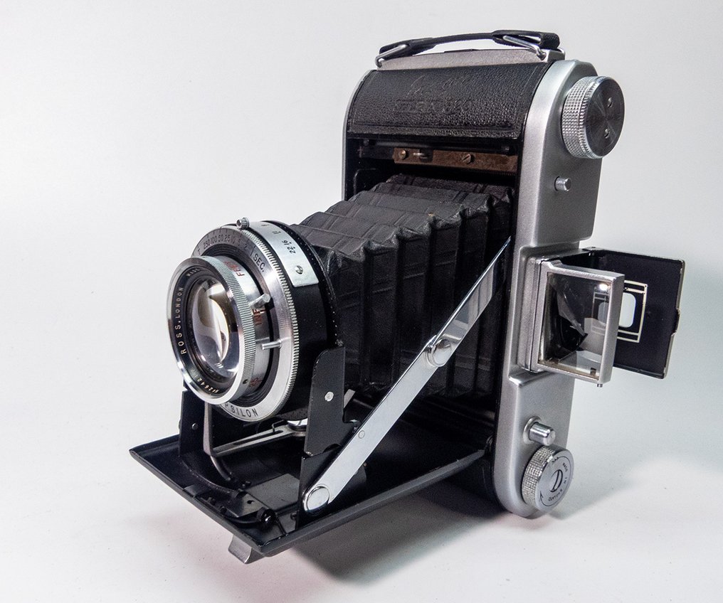 ENSIGN Selfix 820 Analoge camera #1.0