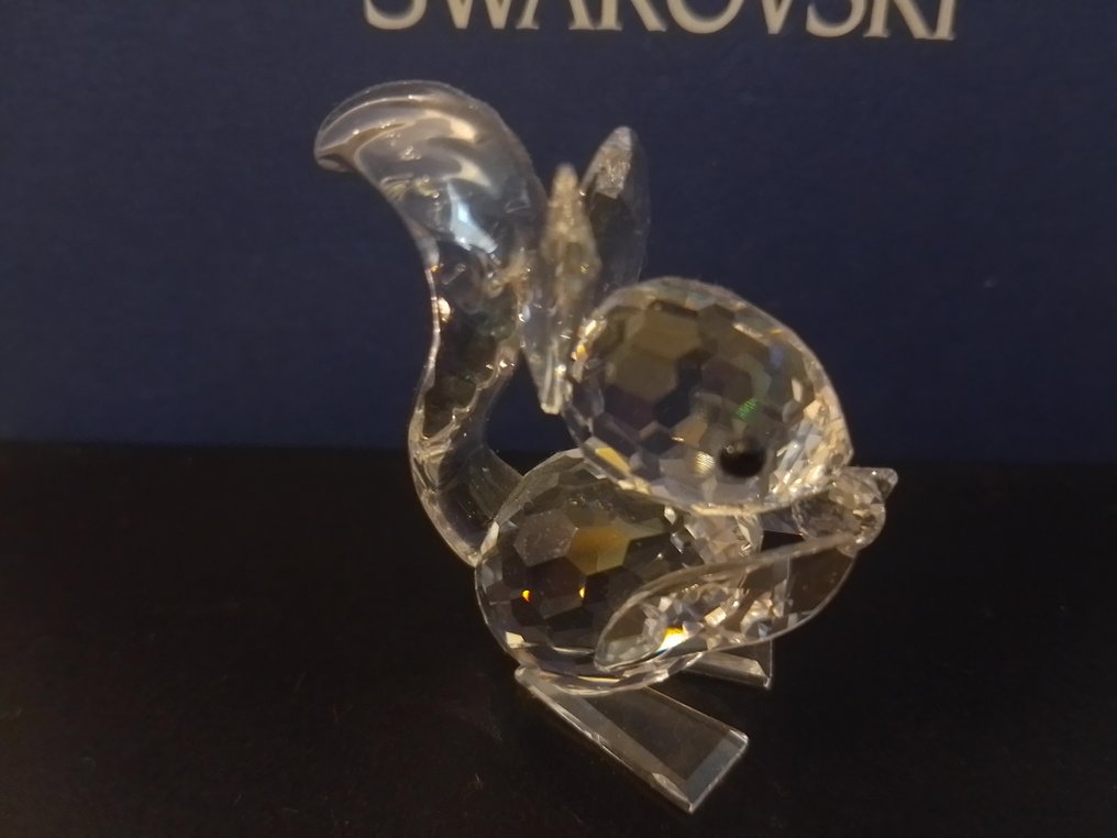 Swarovski - Figurine - Squirrel with nut - 011871 - Crystal #1.0