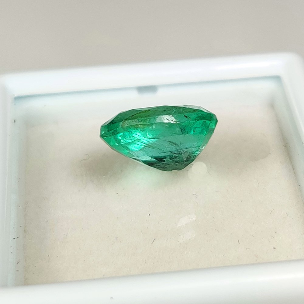 1 pcs 綠色 祖母綠 - 3.04 ct - 國際寶石學院(International Gemological Institute (IGI)) - 次要的油 #4.3